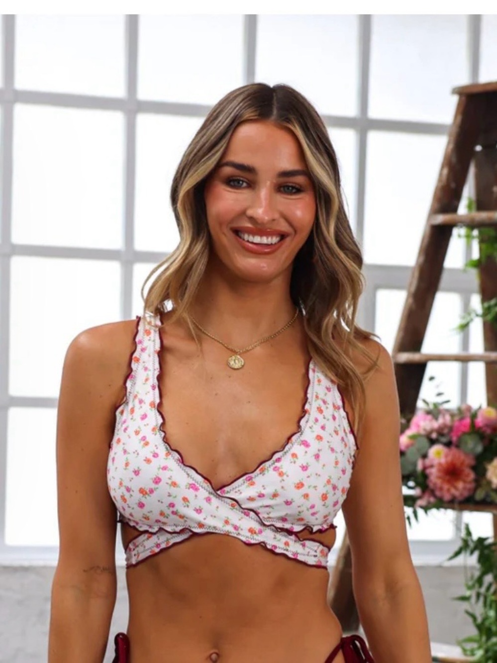 NWT Kulani Kinis Lettuce Edge Wrap Bikini Top in Peachy Posie